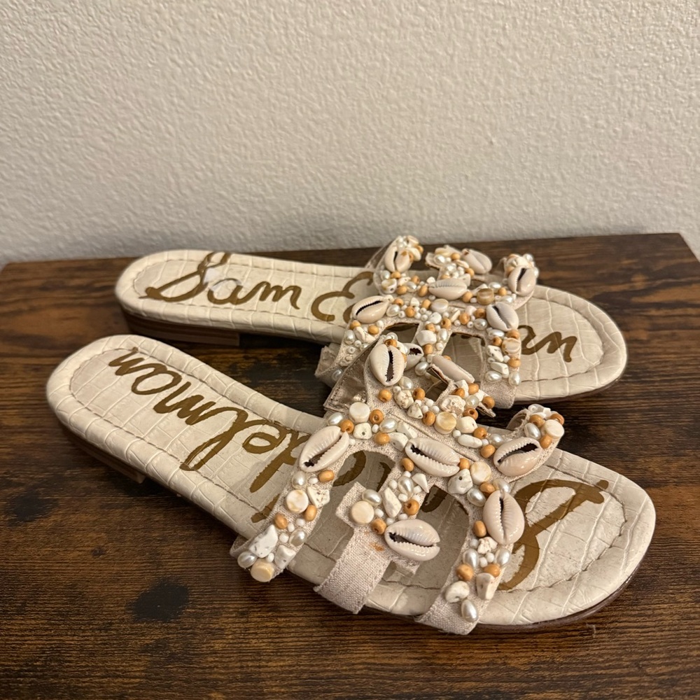 Sam Edelman Seashell Sandals‎